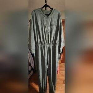 Old Navy Active StretchTech Jumpsuit  in Grey Green